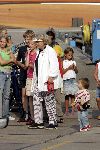 Koningin Beatrix varen met Mabel Wisse Smit Prins Friso Prins Constantijn  Prinses Laurentien Prinses Eloise en Prins Claus Cazimir
Groene Draeck
