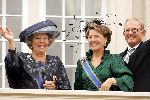 Den Haag 21 september 2004
Prinsjesdag 2004 
PrinsesMargriet en Pieter v Vollenhoven en Koningin Beatrix
