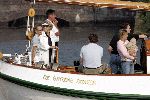 Koningin Beatrix varen met Mabel Wisse Smit Prins Friso Prins Constantijn  Prinses Laurentien Prinses Eloise en Prins Claus Cazimir
Groene Draeck
