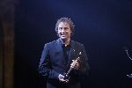 Hilversum 30 september 2004
Uitreiking Gouden beelden in studio 21
 Marco Borsato