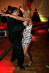 Hilversum 30 september 2004
Uitreiking Gouden beelden in studio 21
Margriet Zeegers dansend met vriend