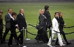 Amsterdam 27 september 2004
Afscheid Andre Hazes in de Amsterdam Arena
Danny de Munck met vrouw Marianne Weber Johan Cruyff
Frits Barend