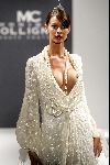 Monaco 10 september 2004
Modeshow Monique Collignon in Grimaldi. 
Monique Collignon  
Blote borsten