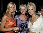 Amsterdam 21 september 2004
Presentatie wijnen Gordon in hotel Blakes.
Estelle Gullit Monique des Bouvrie en Natasja Froger