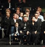 Amsterdam 27 september 2004
Afscheid Andre Hazes in de Amsterdam Arena
Dochter Nathalie Hazes met man en zoontje
