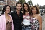 Amsterdam 17 september 2004
Danny de Munk presentatie nieuwe show. Danny met Nurlaila ,Sandy Kandau en ...
