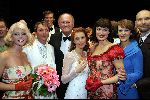 Rotterdam 19 september 2004
Premiere Crazy for You in het nieuwe Luxor.
Chantal Janzen Dick Cohen Joke de Kruijf Anouk v Nes Joop v d Ende Peter Reijn  en Jacqueline Aronson