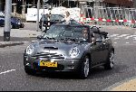 Amsterdam 11 september 2004
Prins Bernhard Jr in mini cooper cabrio