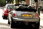 Amsterdam 11 september 2004
Prins Bernhard jr in mini cabrio