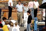 Muiden 4 september 2004
Koningin Beatrix varen met Mabel Wisse Smit Prins Friso Prins Constantijn  Prinses Laurentien Prinses Eloise en Prins Claus Cazimir op Groene Draeck