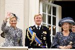 Den Haag 21 september 2004
Prinsjesdag 2004 
Koningin Beatrix Maxima en Prins Willem Alexander op bordes paleis Noordeinde