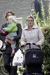 Amsterdam 14 september 2004
Prins Bernhard jr met Isabelle en Prinses Annette achter de kinderwagen.