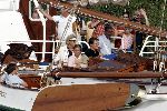 Muiden 4 september 2004
Koningin Beatrix varen met Mabel Wisse Smit Prins Friso Prins Constantijn  Prinses Laurentien Prinses Eloise en Prins Claus Cazimir op Groene Draeck