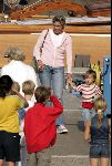 Muiden 4 september 2004
Koningin Beatrix varen met Mabel Wisse Smit Prins Friso Prins Constantijn  Prinses Laurentien Prinses Eloise en Prins Claus Cazimir