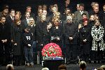 Amsterdam 27 september 2004
Afscheid Andre Hazes in de Amsterdam Arena
Rachel hazes met Andre en Roxanne en ouders