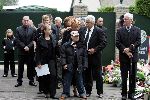 Vinkeveen 28 september 2004
Rachel Hazes en familie vertrekken bij hun huis op weg naar creamtorium Westgaarde. Rachel met ouders