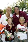 Zaandam 19 september 2004
Dam tot Dam Loop. Rene Froger met Natasja en Didier en Maxim