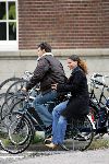 Amsterdam 18 september 2004
Wilfred Genee met vriendin op de fiets