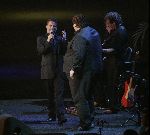 Amsterdam 27 september 2004
Afscheid Andre Hazes in de Amsterdam Arena
Wolter Kroes en Peter Beense