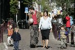 Amsterdam 17 september 2005
Beau v Erven Dorens met zijn vrouw Selly en hun kinderen Bram Thijn en Bobby