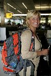 Schiphol 19 september 2005
Caroline Tensen vertrekt naar kilimajaro met Titus Kramer. 
gsm