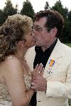 Ugchelen 7 september 2005
Gert Timmerman heeft koninklijke onderscheiding gekregen.
Gert Timmerman met zijn vrouw Babs