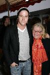 Utrecht 28 september 2005
Openingsavond van het 25e filmfestival met film Leef.
Johnny de Mol met muts en Herma Krabbe