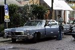 Amsterdam 6 september 2005
Isa Hoes met grote cadillac op cornelis schuytstraat