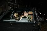 Volendam 29 september 2005
Jan Smit met zijn nieuwe vriendin Anne in zijn auto