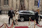 Den Haag 20 september 2005
Prinsjesdag 2005
Medy v d Laan met man en jeep suv