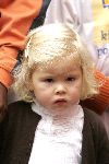 Den Haag 27 september 2005
Prinses Maxima en Prinses Amalia bestellen de eerste kinderpostzegels op paleis noordeinde.