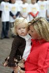 Den Haag 27 september 2005
Prinses Maxima en Prinses Amalia bestellen de eerste kinderpostzegels op paleis noordeinde.