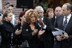 Amsterdam 23 september 2005
Onthulling beeld van Andre Hazes op zijn eerste sterfdag.
Rachel Hazes en Job Cohen en Roxanne