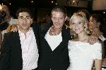 Amsterdam 4 september 2005
Premiere Schnitzel paradijs in city theater.
Bracha v Doesburgh met Tygo gernandt en