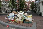 Amsterdam 21  augustus 2005
Vuilnis in Amsterdam
Staking vuilnismannen