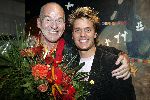 Den Haag 18 september 2005
Premiere Caveman van Winston Post.
Winston met Peter Faber