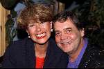 HILVERSUM 20 september 2001
Uitreiking cd New Diamonds in Gooiland
Anneke Gronloh en Johnny Lion