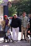 Amsterdam 23 september 2001
Barry Hay wandelend met hondje en vrouw(rood petje) 
Henk Schiffmacher met vrouw