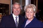 Amsterdam 15 september 2001
Modeshow Mart Visser in het Hilton.
Bep Thomas met vrouw