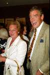 Amsterdam 14 september 2003
Modeshow Paul schulten in het okura
Karel Vuursteen met vrouw