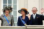 Den Haag16 september 2003
Prinsjes dag 2003. Pieter v Vollenhoven, Prinses Margriet en  Koningin Beatrix