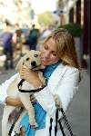 Amsterdam 17 september 2003
Vivian Reys met  hondje