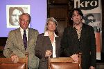 Amsterdam 26 april 2004
Persconferentie de grootste Nederlander.
Herman Pleij Andree v Es en Joost Zwagerman