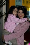 Amsterdam 22 april 2005
Laura Vina met Playboy (nicht Maxima) met dochter Camilla
