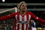 Eindhoven, 17 December 2005
Kompetiewedstrijd seizoen 2005/2006 
PSV-Willem II eindstand 4-1
Mika Vyrynen viert zijn doelpunt 4-1
© Foto Bart Bel
