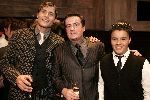 Den Bosch 19 december 2004
Premiere de Jantjes in de Parade
Koertjan de Bruijn met Johnny Kraaykamp jr en zoon
Peter Smulders bv