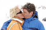 Zurs14 februari 2005
Rene Froger met Natasja Didier Maxim en Natasja in zurs op wintersport. kussend
Peter Smulders bv