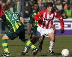 Den Haag, 29 Januarie 2006 
Kompetitiewedstrijd seizoen 2005-2006 
ADO Den Haag - PSV eindstand 0-2
Ibrahim Afellay passeert Tomasz Rzasa