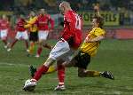 Kerkrade, 27 Januari 2006 
Kompetitiewedstrijd seizoen 2005/2006
RODA JC - AZ eindstand 1-4
 Huysegems schiet bal voor 
©Edwin van Zandvoort