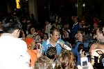 Schiphol 1 juli 2004
Aankoms Nederlands elftal na ek Portugal.
Pierre v Hooydonk met vrouw en zoontje
Peter Smulders bv